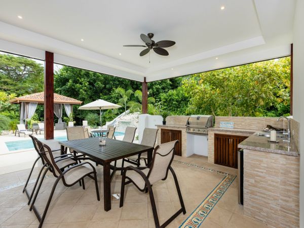 Pinilla's Beauty, amazing 6 bedrooms home