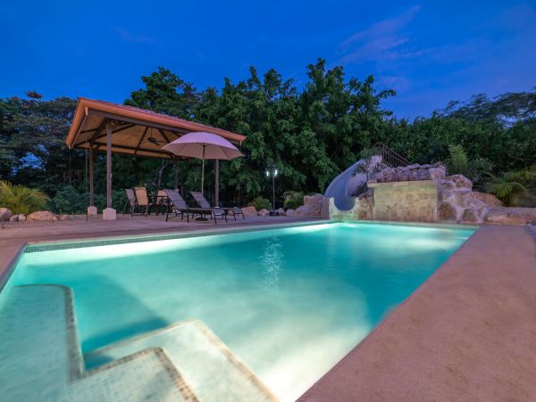Pinilla's Beauty, amazing 6 bedrooms home