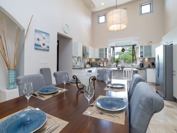 Pinilla's Beauty, amazing 6 bedrooms home