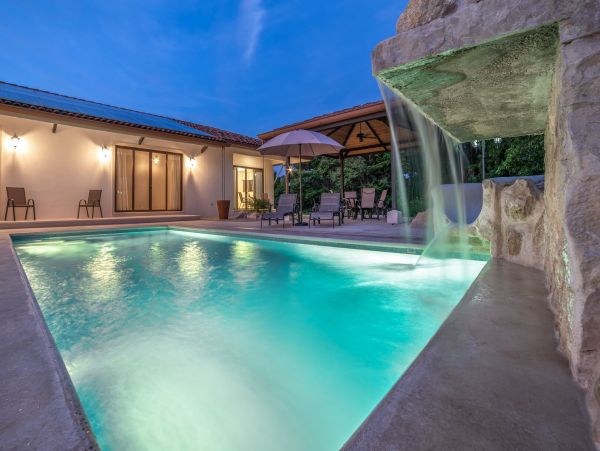 Pinilla's Beauty, amazing 6 bedrooms home