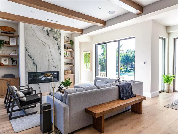 Canal View Luxury Naples Vacation Pool Home