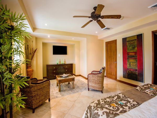 Jaco Ocean View Penthouse with 5 Bedrooms