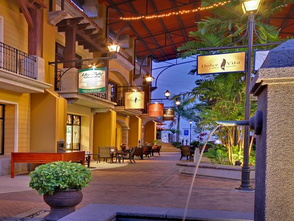 Lovely Vacation Condo in Costa Rica Sleeps 6 Guests