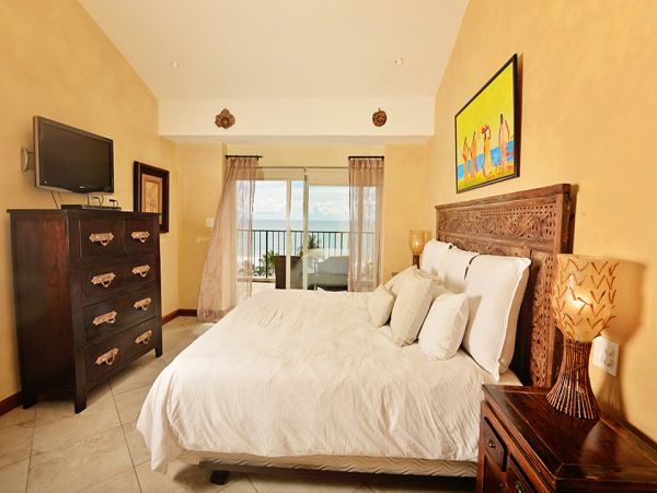 Vacation Condo with Amazing Views in Jaco Sleeps 8