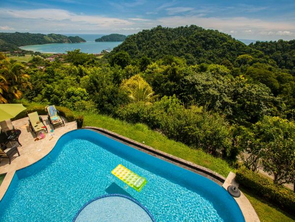 Elegant 5 Bedroom Home with Amazing Views