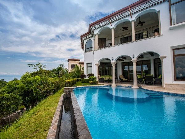Elegant 5 Bedroom Home with Amazing Views