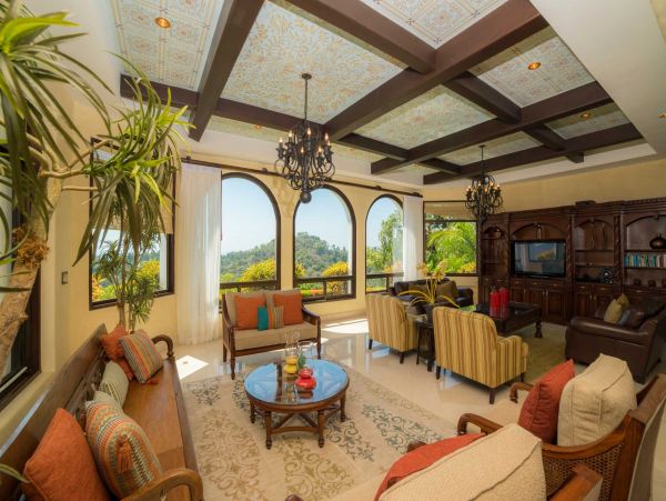Elegant 5 Bedroom Home with Amazing Views