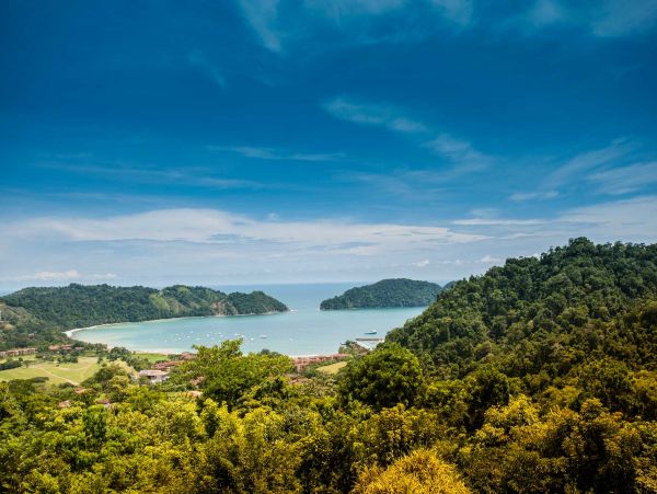 Elegant 5 Bedroom Home with Amazing Views