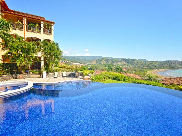 Playa Herradura Vacation Condo with Amazing Bay Views