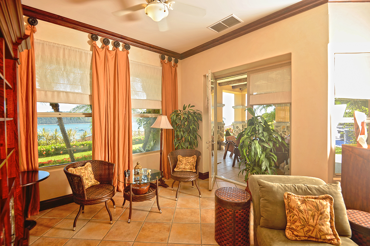 Playa Herradura Vacation Condo with Amazing Bay Views