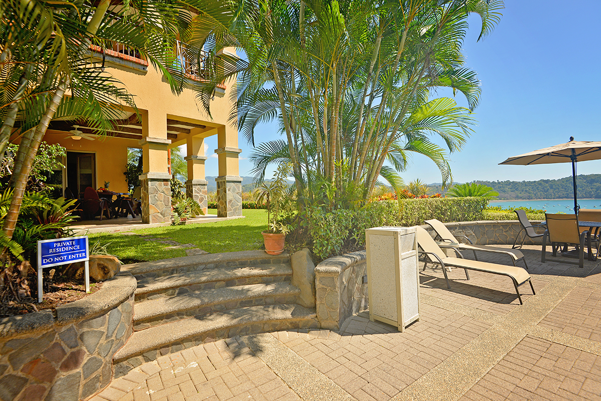 Playa Herradura Vacation Condo with Amazing Bay Views