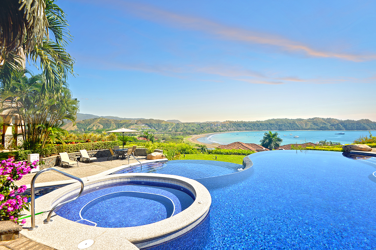 Playa Herradura Vacation Condo with Amazing Bay Views