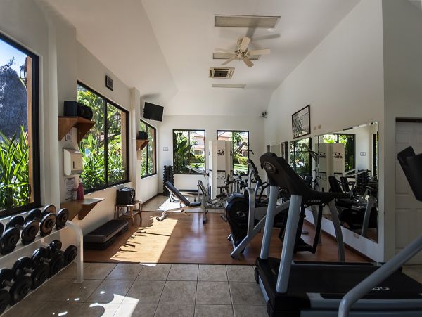 Luxury Interior Walk Out Vacation Condo Jaco