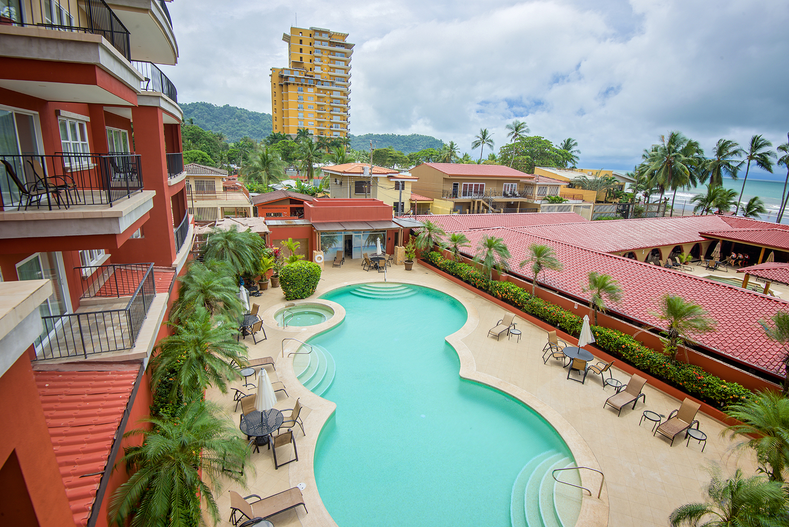 Jaco Beach Oceanfront Vacation Condo