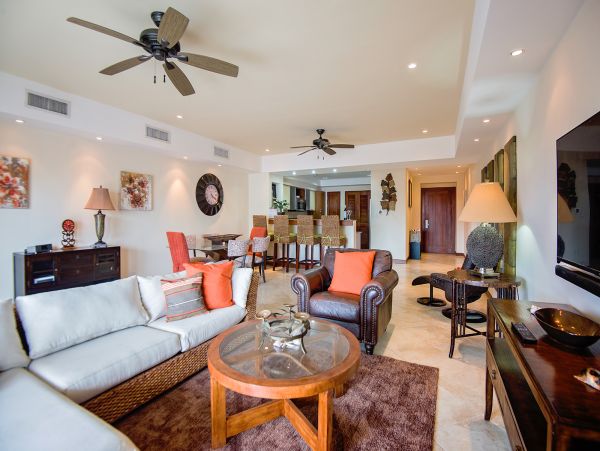 Jaco Beach Oceanfront Vacation Condo