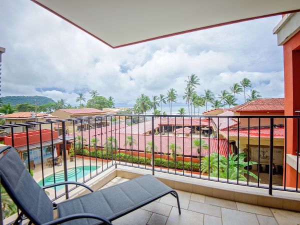 Jaco Beach Oceanfront Vacation Condo