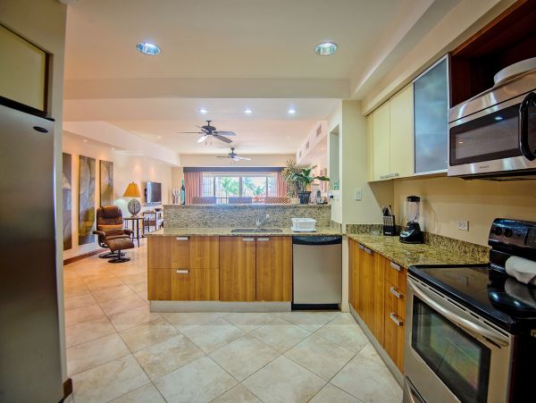 Jaco Beach Oceanfront Vacation Condo