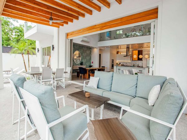 Amazing Tamarindo Oceanfront Estate