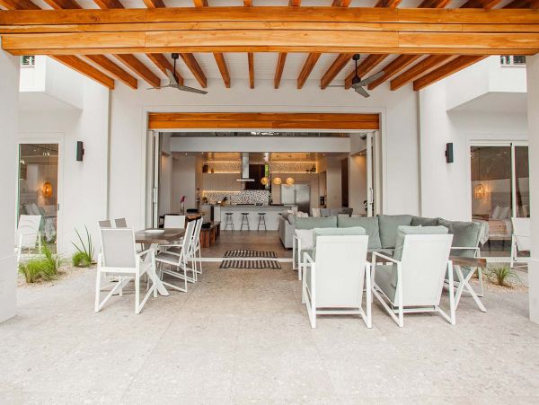 Amazing Tamarindo Oceanfront Estate