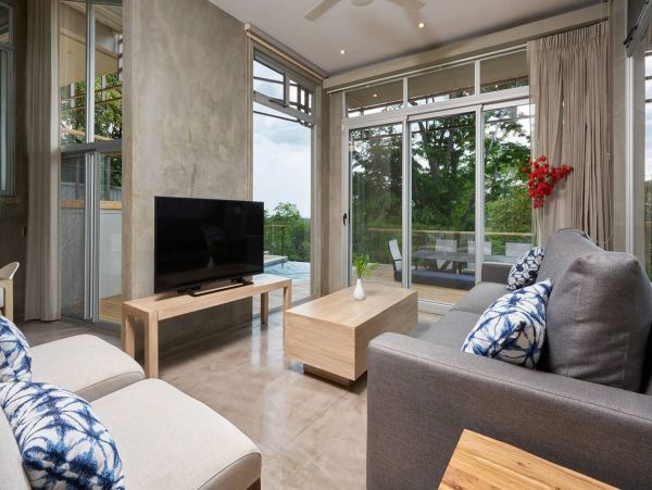 Spectacular Home with Pool, Walk to Everything Tamarindo Offers