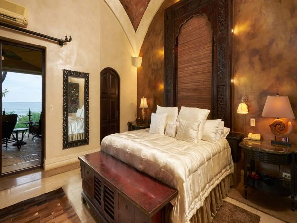 Playa Tamarindo luxury beach front Villa Staff