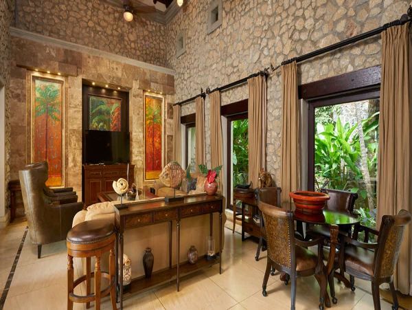 Playa Tamarindo luxury beach front Villa Staff