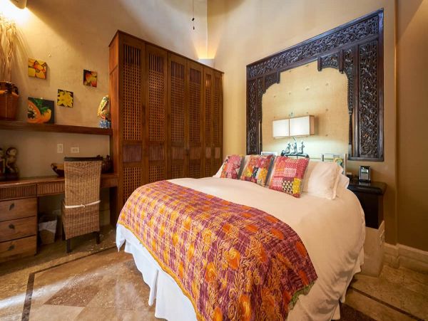Playa Tamarindo luxury beach front Villa Staff
