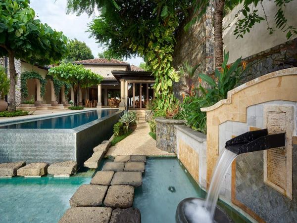 Playa Tamarindo luxury beach front Villa Staff