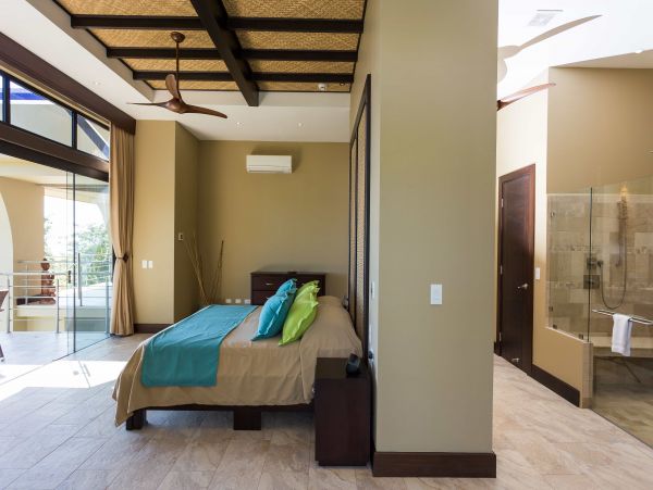 Vacation Villa 11,000 sq ft of luxury