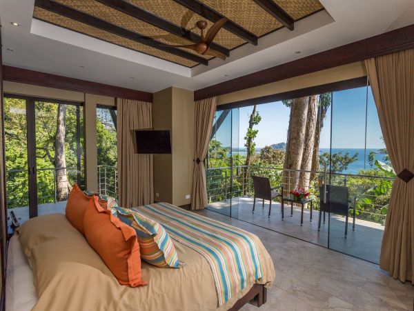 Vacation Villa 11,000 sq ft of luxury