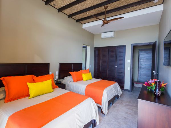 Vacation Villa 11,000 sq ft of luxury