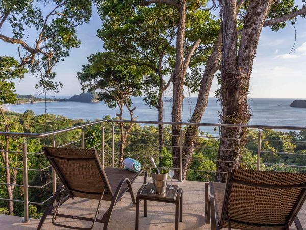 Vacation Villa 11,000 sq ft of luxury