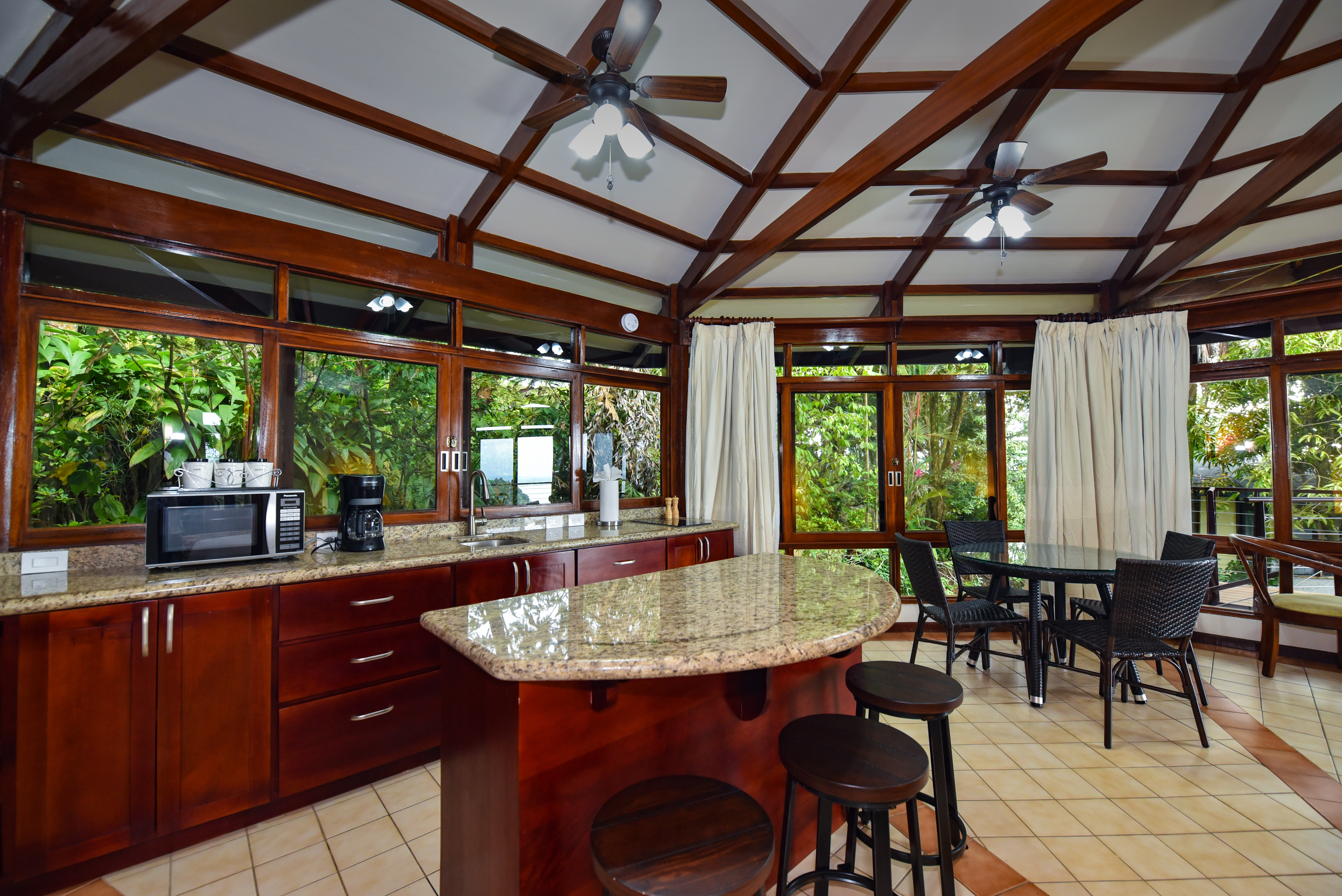 Manuel Antonio Quepos Home 965042