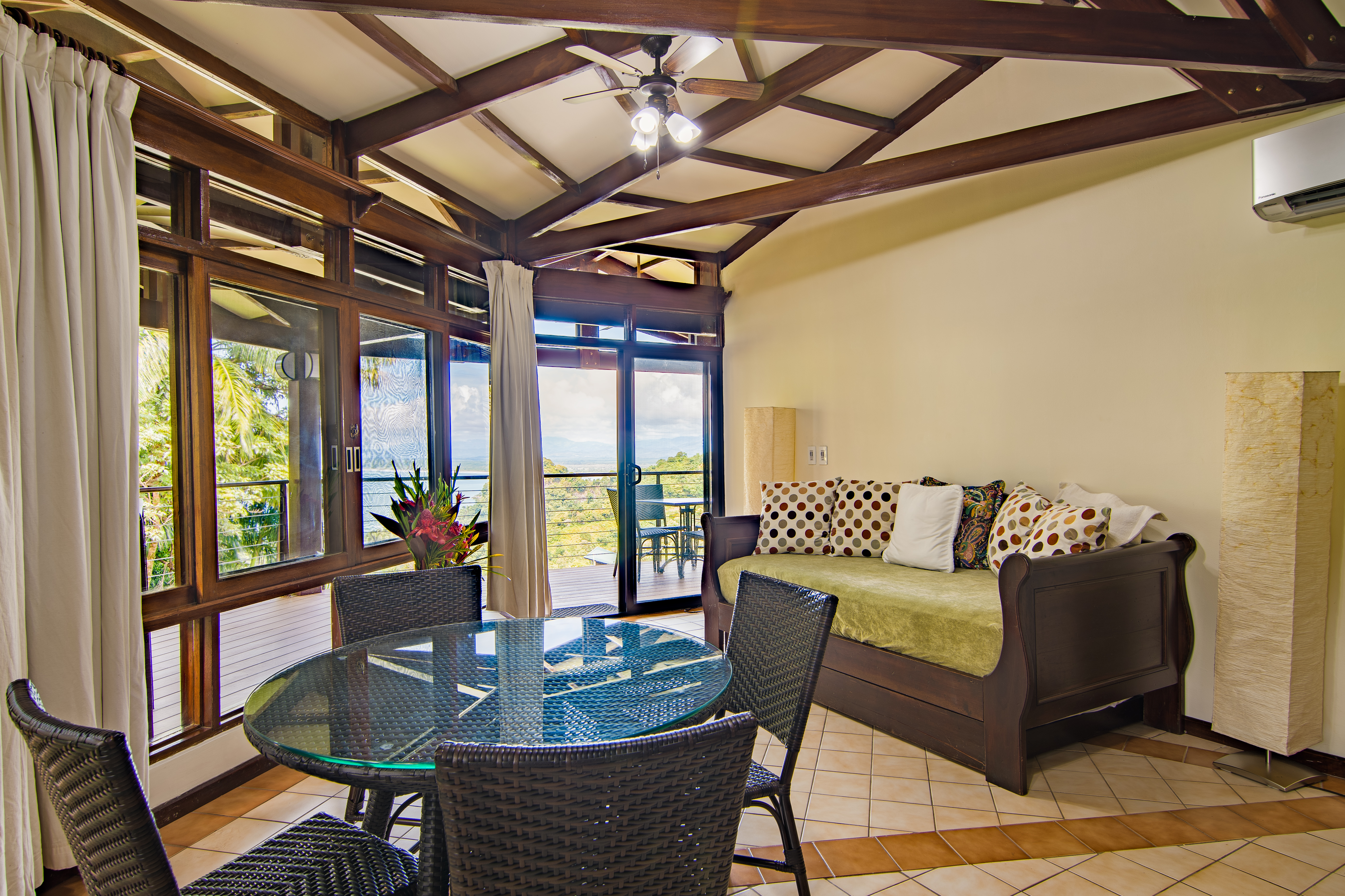 Manuel Antonio Quepos Home 965042