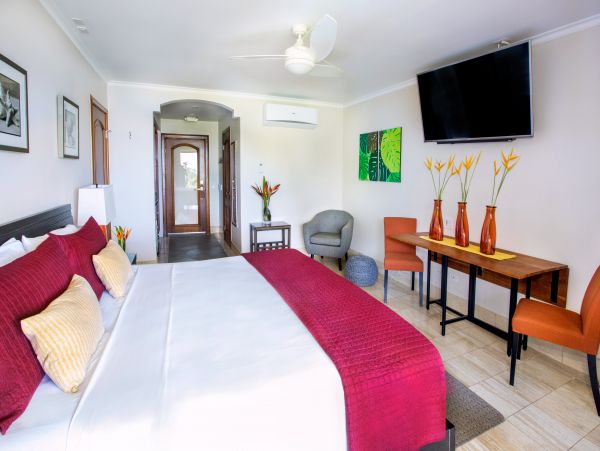 Manuel Antonio Quepos Condo 965049