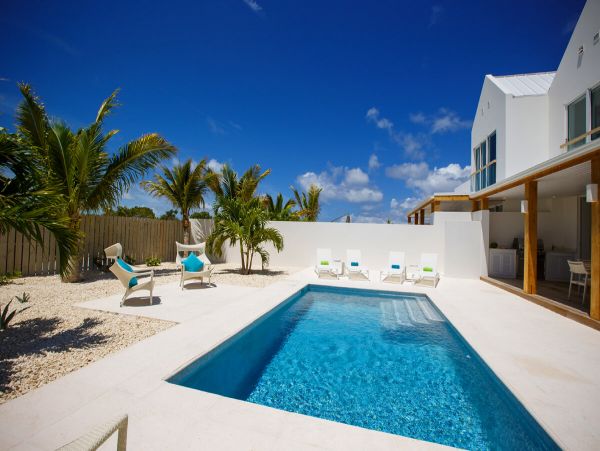 Just Steps to Beach Turks and Caicos Private Pool Home