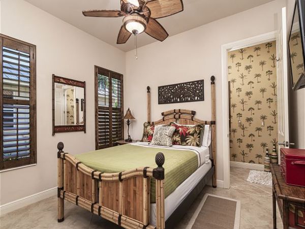 Luxury  Pool Marco Island Vacation Three bedroom Home