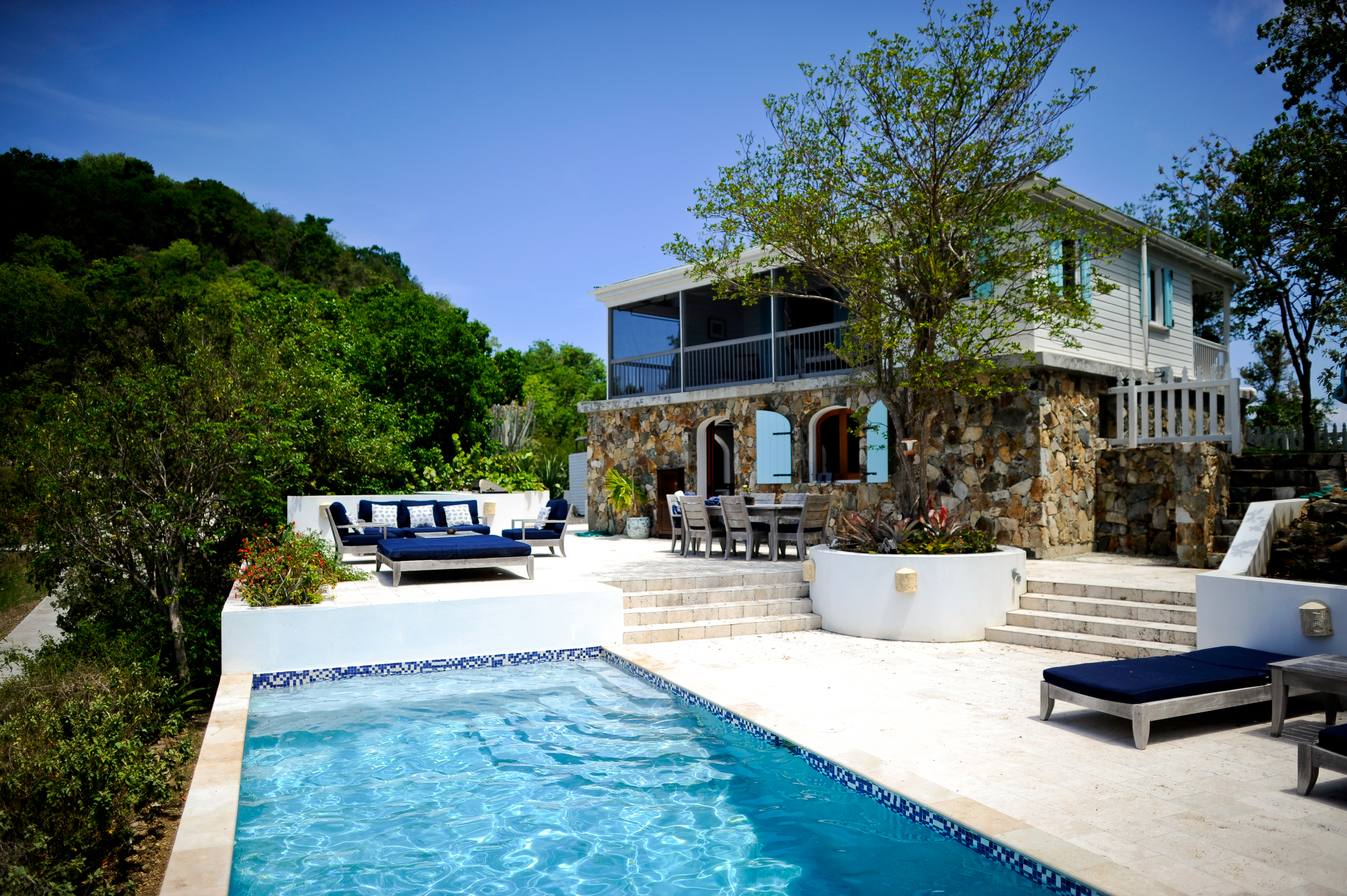 St. John Home 965064