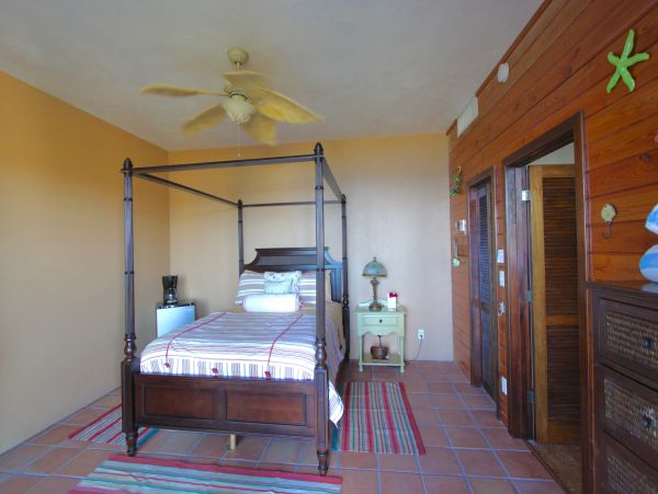 St. John Home 965069