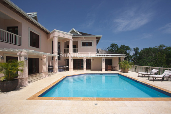 Jamaica Home 965080