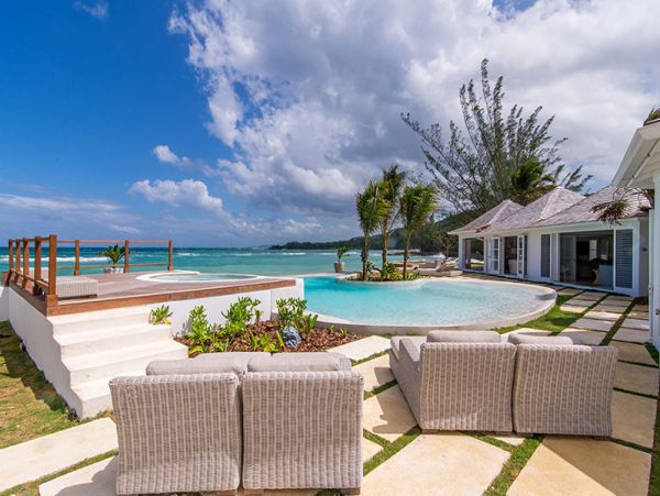 Jamaica Home 965082