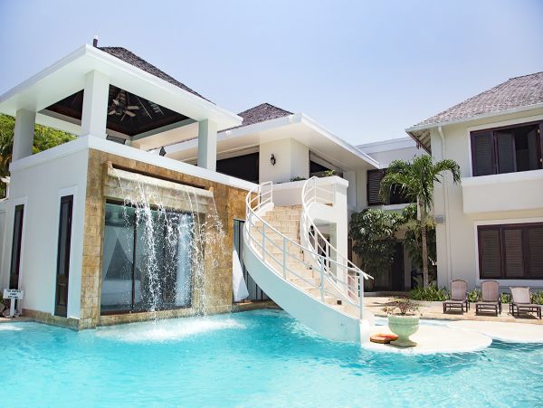 Jamaica Home 965084