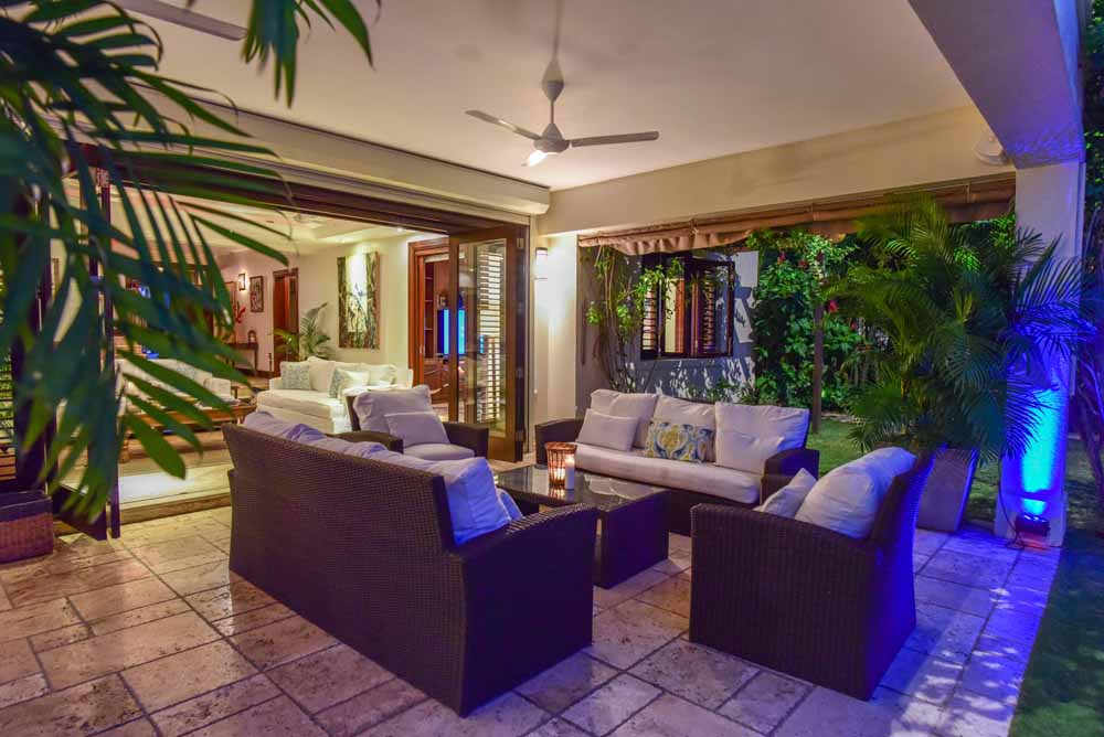 Jamaica Home 965104