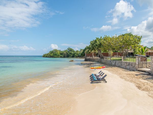 Jamaica Home 965126