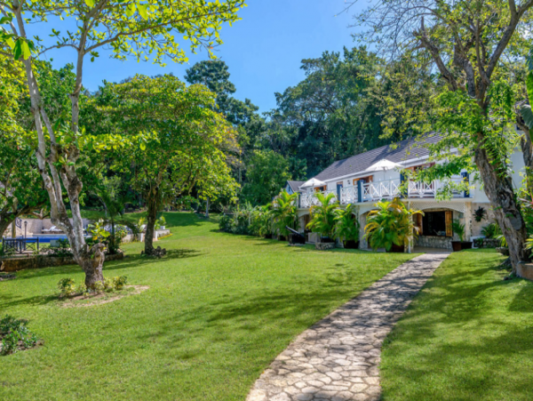 Jamaica Home 965154