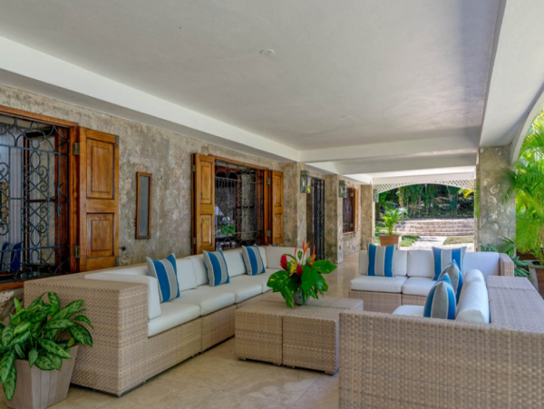 Jamaica Home 965154