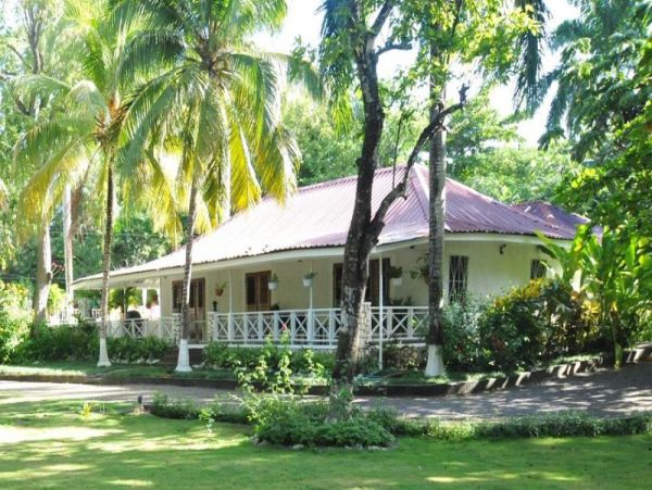 Beachfront 12 Bedroom Villa in Jamaica with Pool & Views