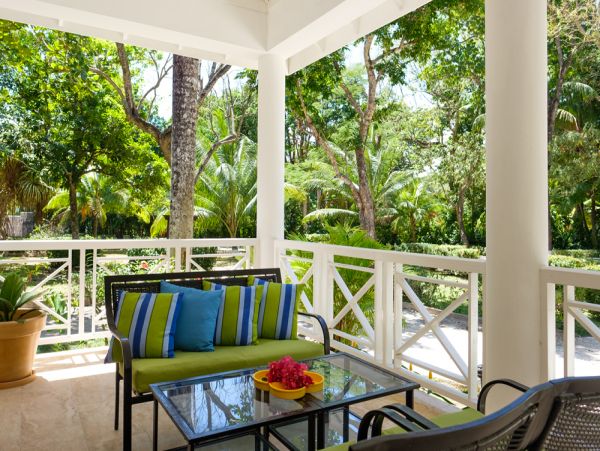 Beachfront 12 Bedroom Villa in Jamaica with Pool & Views
