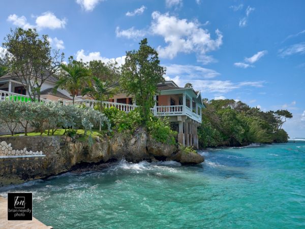 Jamaica Home 965172