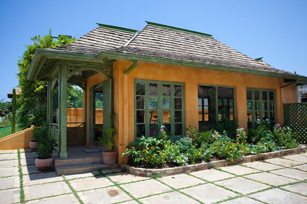 Jamaica Home 965175